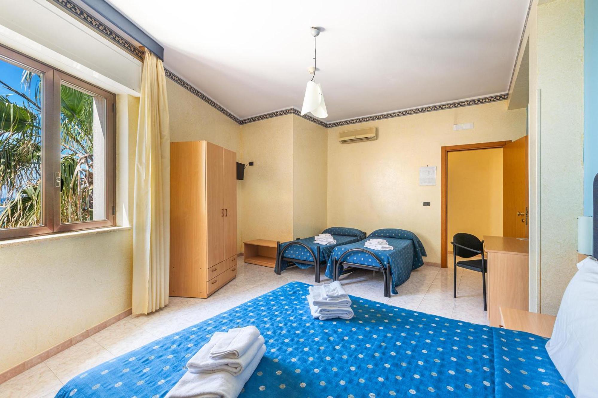 Hotel Il Riccio Porto Cesareo Exteriér fotografie