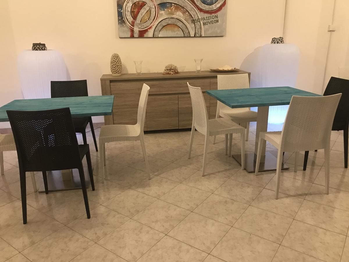 Hotel Il Riccio Porto Cesareo Exteriér fotografie