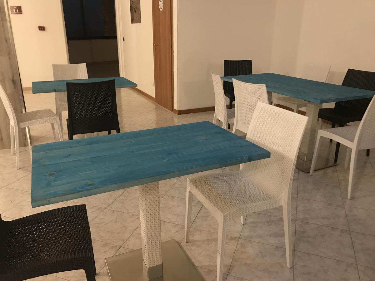 Hotel Il Riccio Porto Cesareo Exteriér fotografie