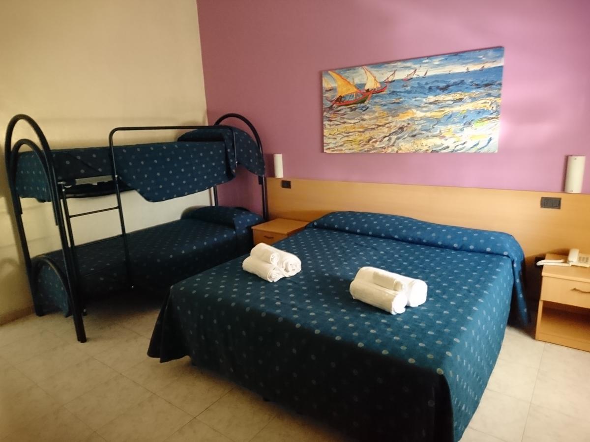 Hotel Il Riccio Porto Cesareo Exteriér fotografie