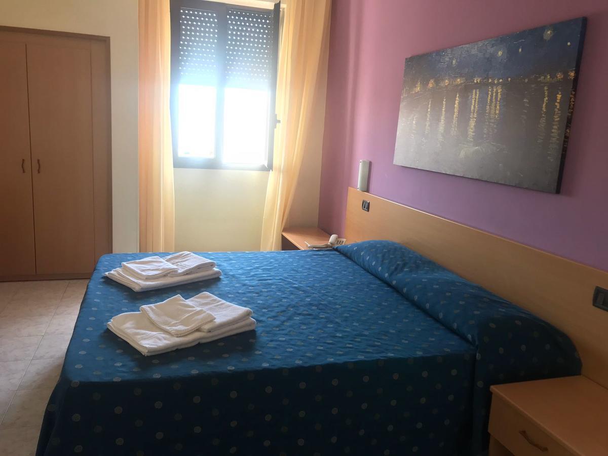 Hotel Il Riccio Porto Cesareo Exteriér fotografie