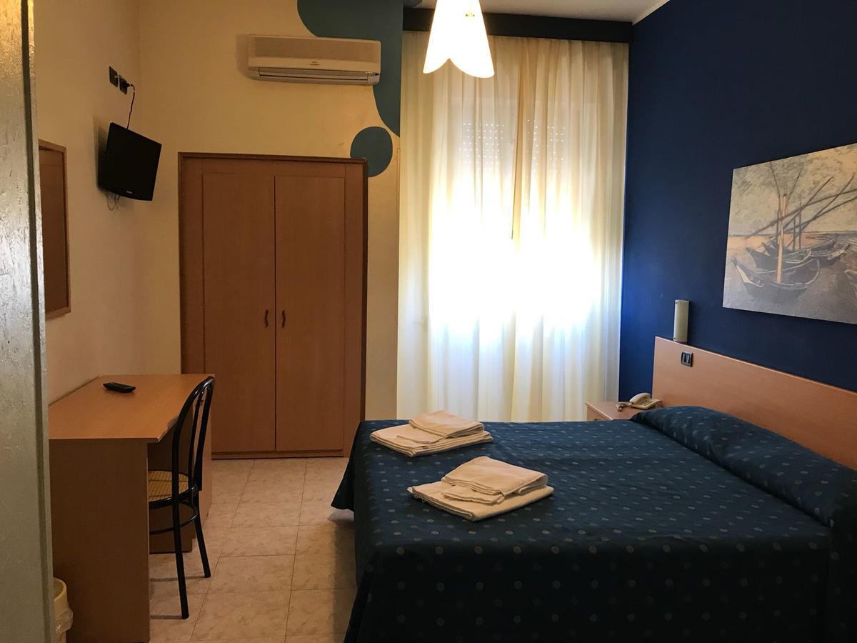 Hotel Il Riccio Porto Cesareo Exteriér fotografie